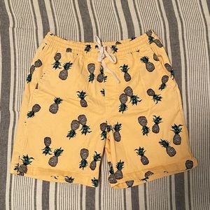 ⚡️Pineapple Shorts⚡️